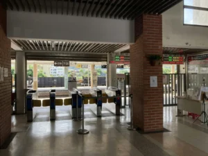 派出所前喊警察罰站台中男遭罰3000元