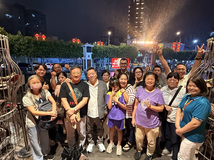 《農曆三月二十三》「放電影給神明看」來到桃園慈護宮。（圖：壹捌玖伍電影有限公司）